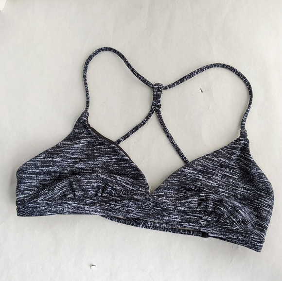 Victoria's Secret Other - NWT Victoria’s Secret Victoria Sport Racerback Strappy Bra Size Medium Grey